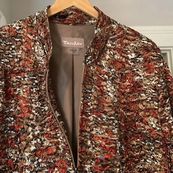 Zip Jacket 18 - Picture 1 of 9